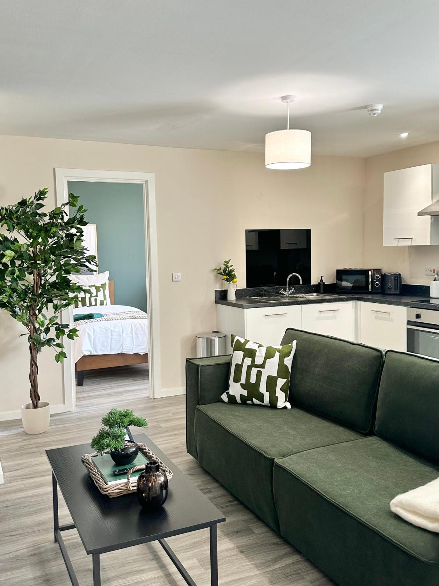 Apartment Southwood Place - Free Parking - Sleeps 4